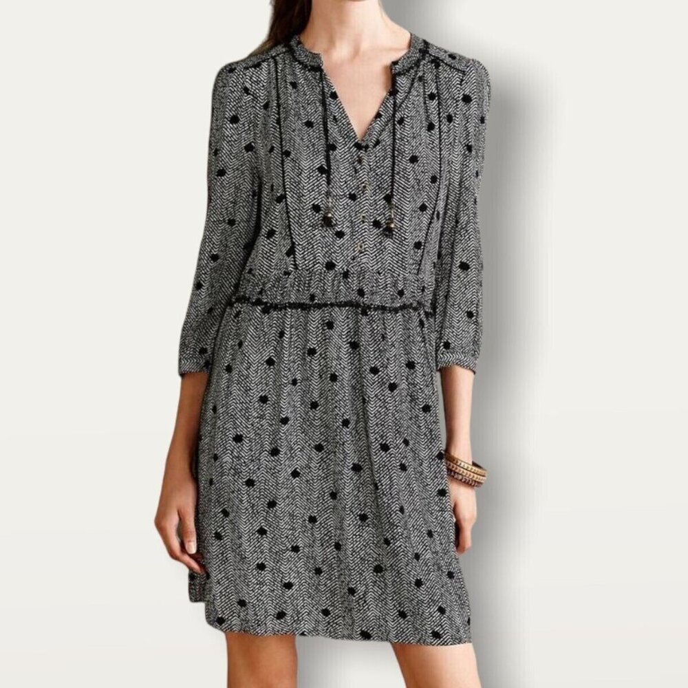 Anthropologie Meave Dress Galen Black Print VNeck Tassel 3/4 Sleeve